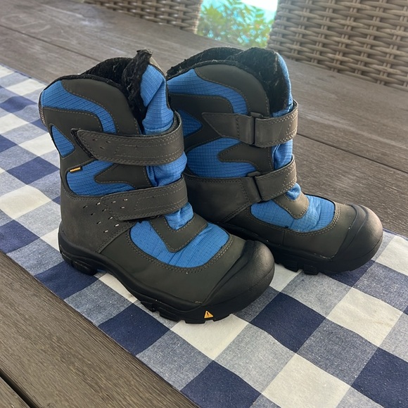Boys keen snow boots size 2 waterproof - Picture 3 of 7